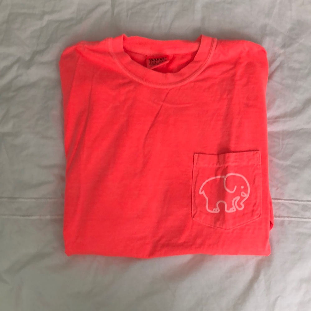 Long sleeve tee shirt